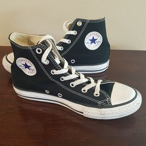 Converse high-top Chuck Taylor boys size 3